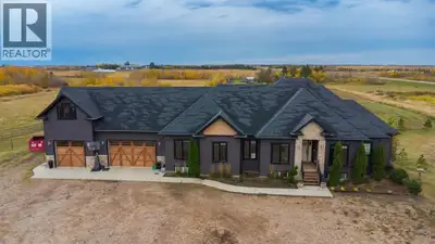 There's a lot more to this acreage than meets the eye! Located just minutes from Lloydminster, this...
