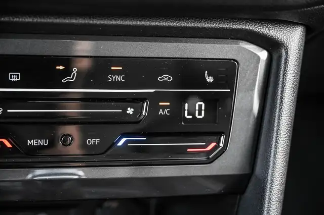 2023 Volkswagen Tiguan Comfortline | Toit pano | Apple Carplay | in Cars & Trucks in Longueuil / South Shore - Image 17