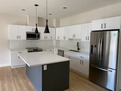 Two Bedroom Beautiful High End Suites - New Building