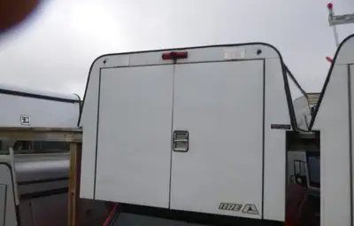 Ford F150 2015 - 2025 Ford F150 6'6 White ARE Contractor Truck Cap This unit does have some marks -...