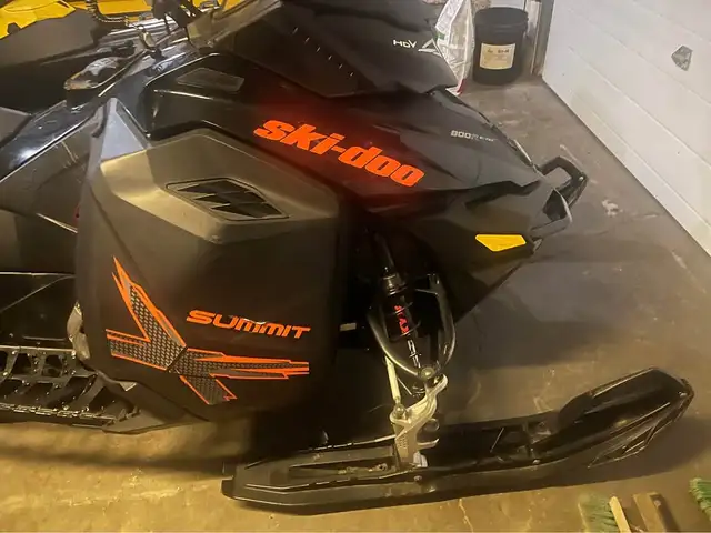 NUMEROUS.KIDS/ADULT.SNOWMOBILES.READ.BELOW.CALL.7802409380 in Dirt Bikes & Motocross in Edmonton - Image 15
