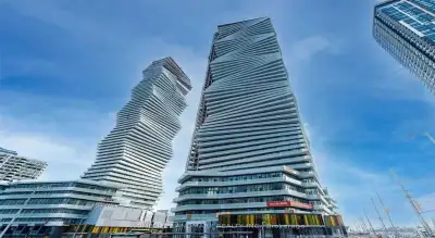 Price: $610,000 / $2,314/mo Stunning brand new premium corner unit! The best corner layout in the en...