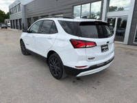 2022 Chevrolet Equinox RS AWD Sporty styling, advanced technology, and all-weather confidence come t... (image 2)