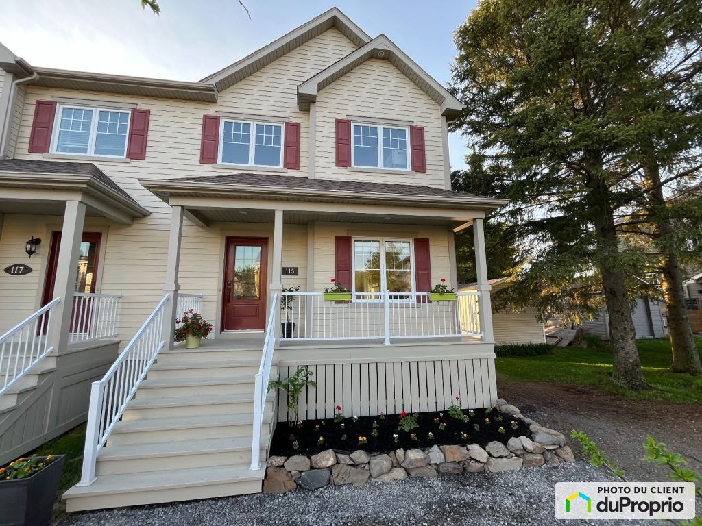 $650,000 - Semi-detached for sale in Bromont — photo 1