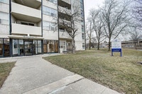 Current Promotions One Month Free. Limited time on Selected Units. 10 Yorkwoods Gate is a safe, quie... (image 7)