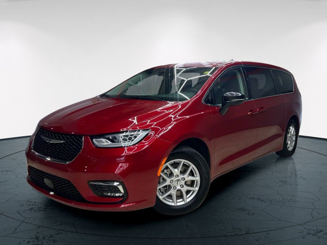 2024 Chrysler Pacifica in Cars & Trucks in Edmonton