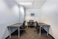 Private office space for 3 persons in McGill College