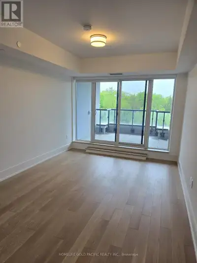 301 - 10 INN ON THE PARK DRIVE Toronto (Banbury-Don Mills), Onta