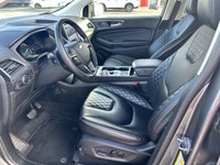 Seamlessly merge dynamic performance with premium comfort in the 2024 Ford Edge Titanium. Finished i... (image 8)