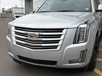 AMVIC Licensed Dealer AMVIC LICENSED DEALER. Stock number: B2774 The 2020 Cadillac Escalade Platinum... (image 2)