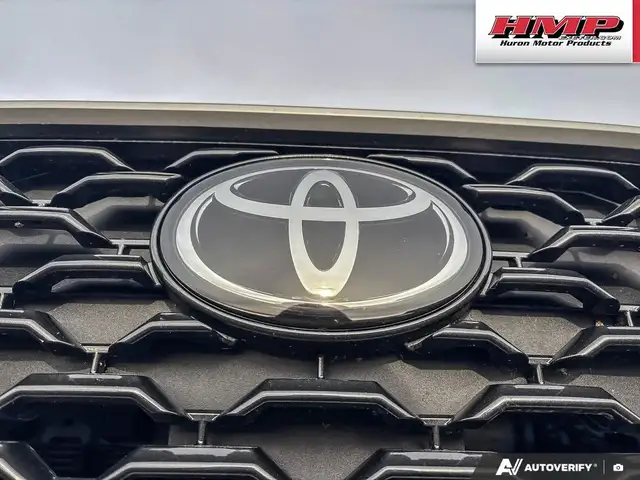 2024 Toyota Corolla Cross XLE in Cars & Trucks in Grand Bend - Image 10