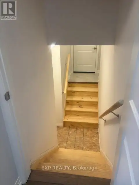 1031 ALLISTON AVENUE Fort Erie (Crescent Park), Ontario in Long Term Rentals in St. Catharines - Image 20