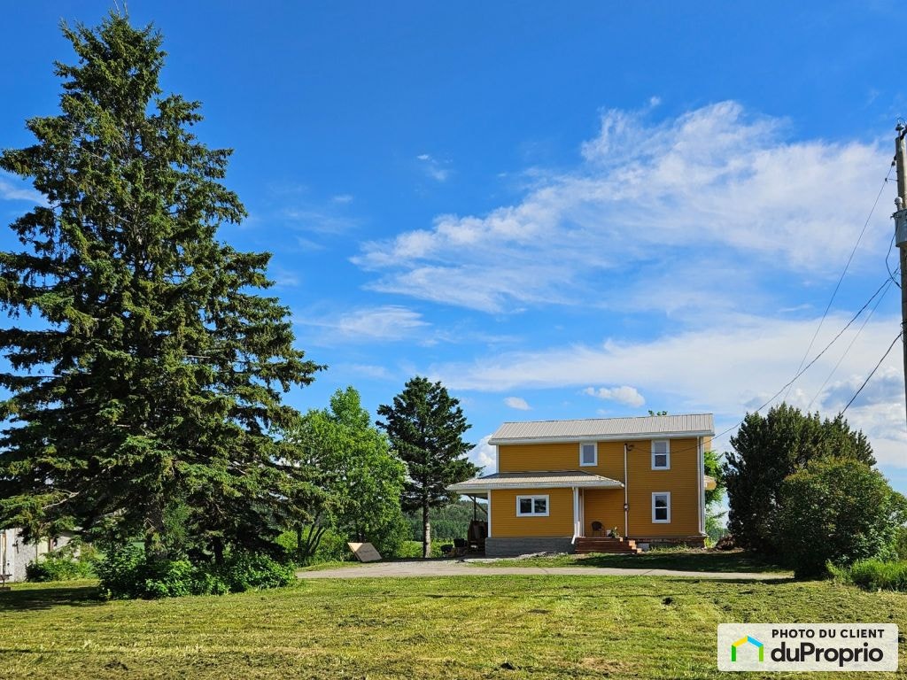 $395,000 - 2 Storey for sale in Lorrainville — photo 1