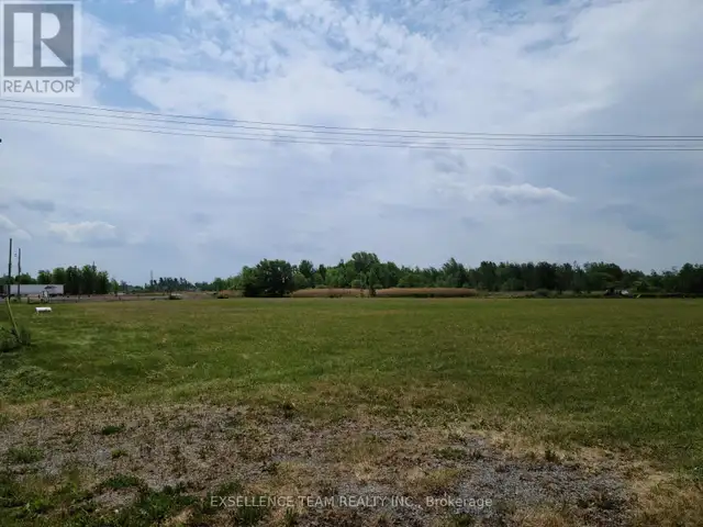 -- SOUTH BEECH STREET South Glengarry, Ontario in Land for Sale in Cornwall - Image 6