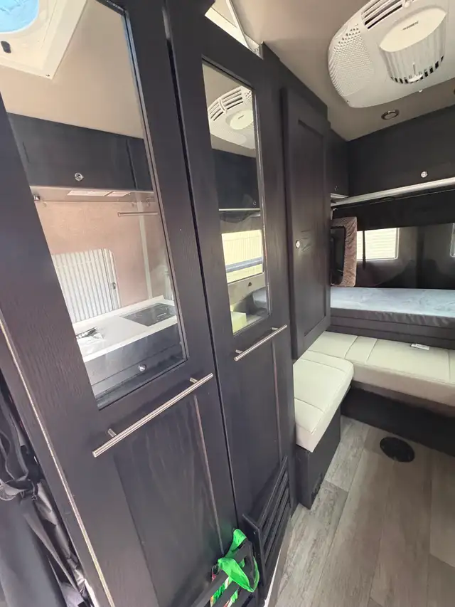 2021 Roadtrek SS Agile in RVs & Motorhomes in Edmonton - Image 9