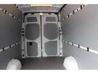 ONLY 31,000 KM , YES , ONLY 31,000 KM!!! 2020 MERCEDES SPRINTER 2500 -- 170 FULL SIZE -- HIGH ROOF -... (image 3)