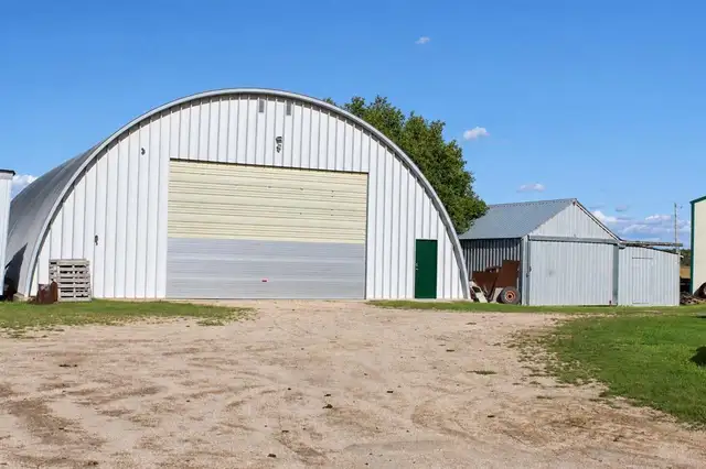 46138 37 E Road Ste Anne Rm, Manitoba in Land for Sale in Winnipeg - Image 7