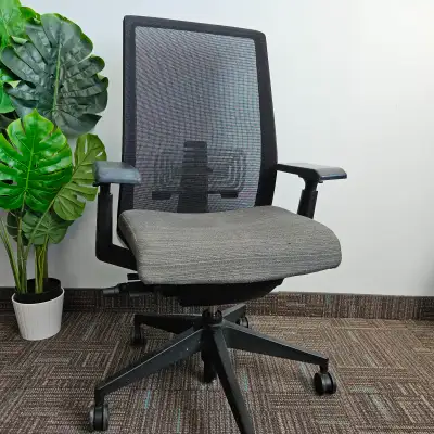 Haworth Very high end office chair FREE DELIVERY, View more