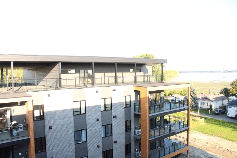 9741 Notre - Dame Ouest 4 1/2 Disponible Immediatement 4
