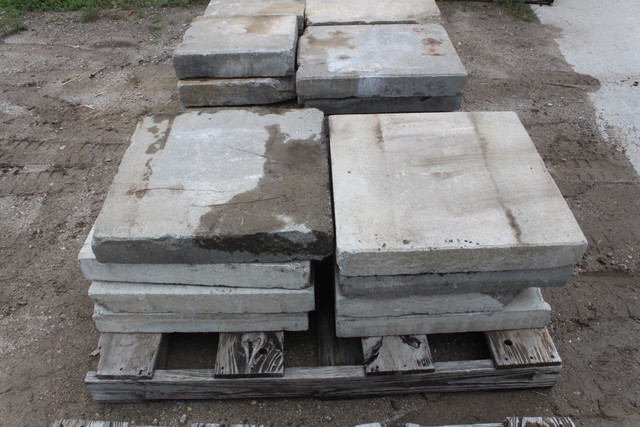 Concrete Foundation Blocks in Other in Kitchener / Waterloo - Image 2