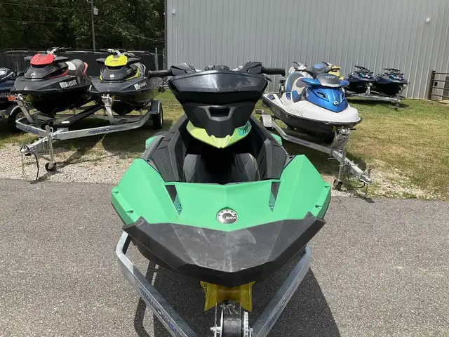 2020 SEADOO SPARK 3UP 900 ACE (FINANCING AVAILABLE) in Personal Watercraft in Strathcona County - Image 10