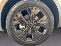 Accident Free! | 8-Speed Automatic Transmission with Overdrive | Active On-Demand All-Wheel Drive |... (image 8)