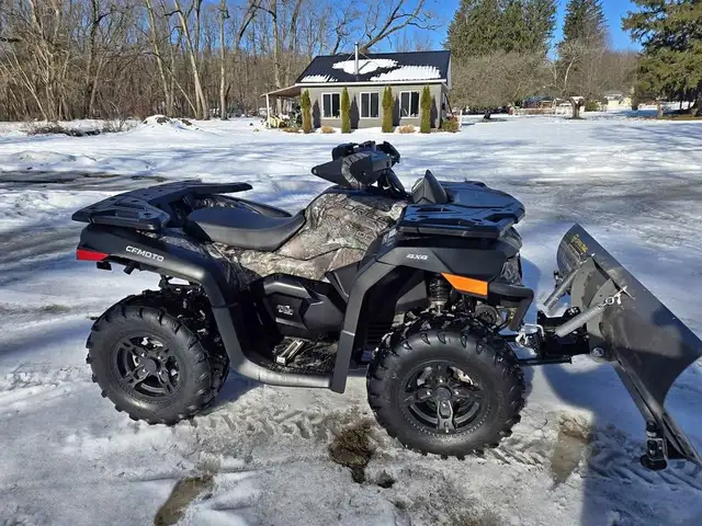 2022 CFMOTO CFORCE 600-BLACK! in ATVs in Sudbury - Image 2