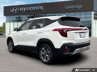 This Kia Seltos delivers a Regular Unleaded I-4 2.0 L/122 engine powering this Variable transmission... (image 2)