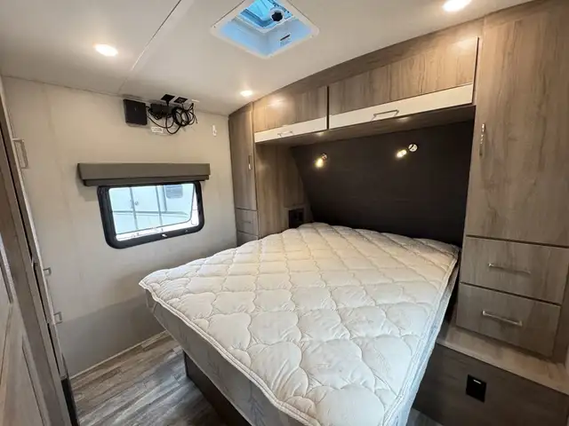 2023 Grand Design Imagine 3100RD in Travel Trailers & Campers in St. Albert - Image 16