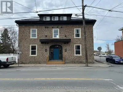 102 - 5 CLOTHIER STREET W North Grenville, Ontario