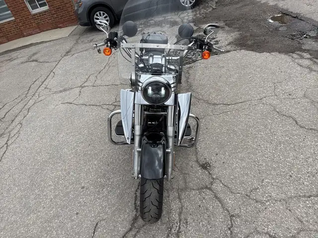 2010 Harley-Davidson Fat Boy ~ FAT BOY ~ 96CI ~ 2 INTO 1 ~ CANAD in Street, Cruisers & Choppers in City of Toronto - Image 8