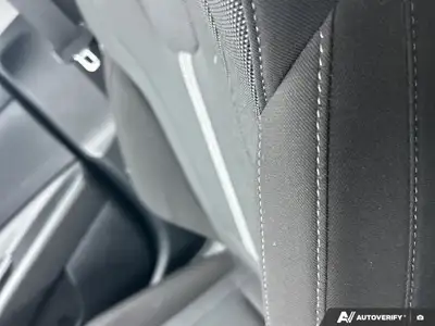 2022 Hyundai Elantra Essential Fwd | Cloth | Heated Seats, View more