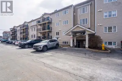 Centrally located in the North End of Halifax, this two bedroom condo with low condo fees is close t...