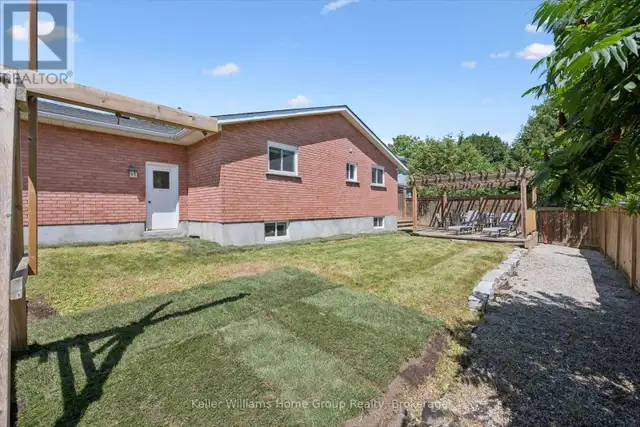 273 COLBORNE STREET Centre Wellington (Elora/Salem), Ontario in Houses for Sale in Kitchener / Waterloo - Image 41