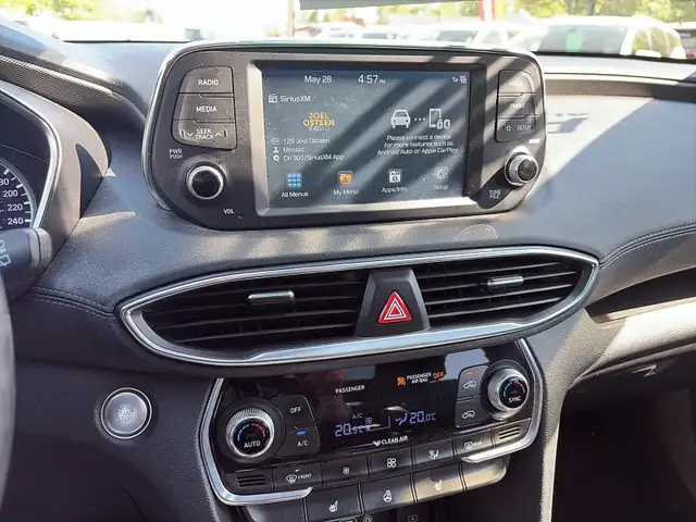2020 Hyundai Santa Fe Preferred 2.4 w/Sun & Leather Package in Cars & Trucks in Fredericton - Image 16