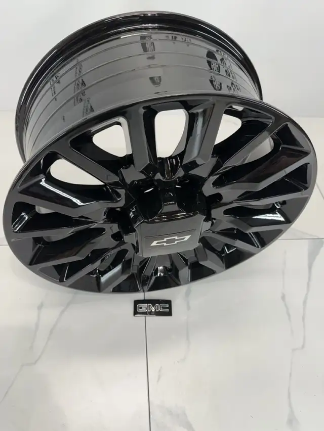 20x8.5 GMC CHEVY Replica Rims 8x180 2500 3500 Gloss Black in Tires & Rims in Saskatoon - Image 6