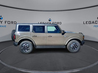 *Leather Seats, 360-Degree Camera, 18 Aluminum Wheels, Adaptive Cruise Control!* Want an SUV that ca... (image 8)