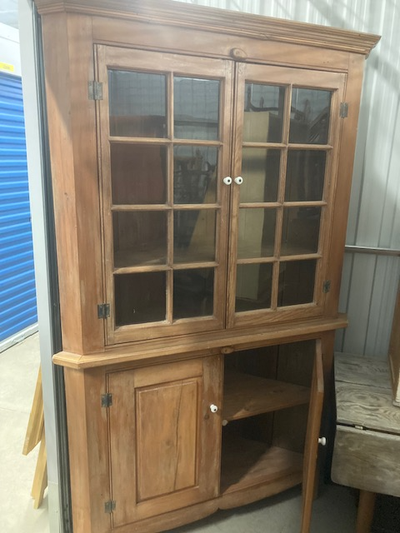 Vaisselier en coin, View more