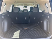 Check out this vehicle's pictures, features, options and specs, and let us know if you have any ques... (image 9)