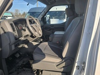 Perfect Auto CLEAN CARFAX - STANDARD ROOF - 4.0 L , 6 CYLINDER GAS - BACK UP CAMERA - SHELVING - DIV... (image 5)