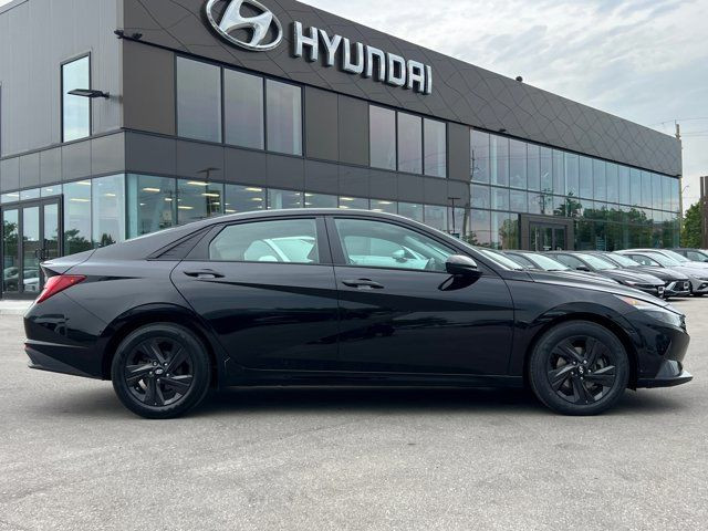 2021 Hyundai Elantra Hybrid Preferred in Cars & Trucks in Kitchener / Waterloo - Image 4