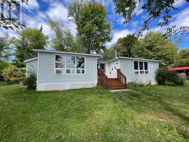 1855 YOUNG'S POINT RD Smith-Ennismore-Lakefield, Ontario in Houses for Sale in Peterborough - Image 2