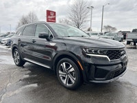 Navigate your busy schedule with remarkable ease and efficiency in the 2022 Kia Sorento Hybrid EX. T... (image 2)