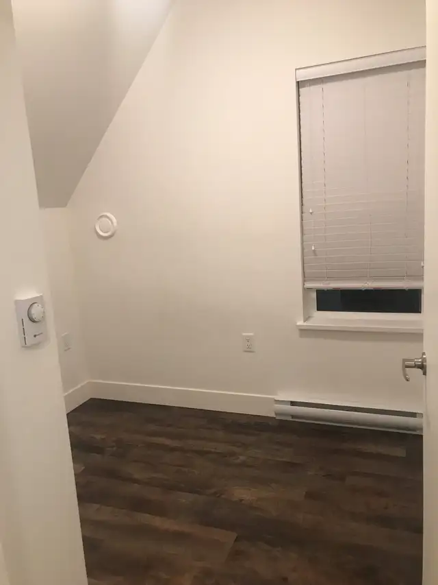 Gertie's House (1 Bedroom + Den) in Long Term Rentals in Vancouver - Image 11