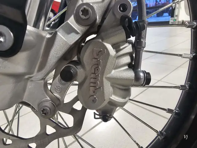 2026 Triumph TF250-X MOTOCROSS in Dirt Bikes & Motocross in Grande Prairie - Image 10