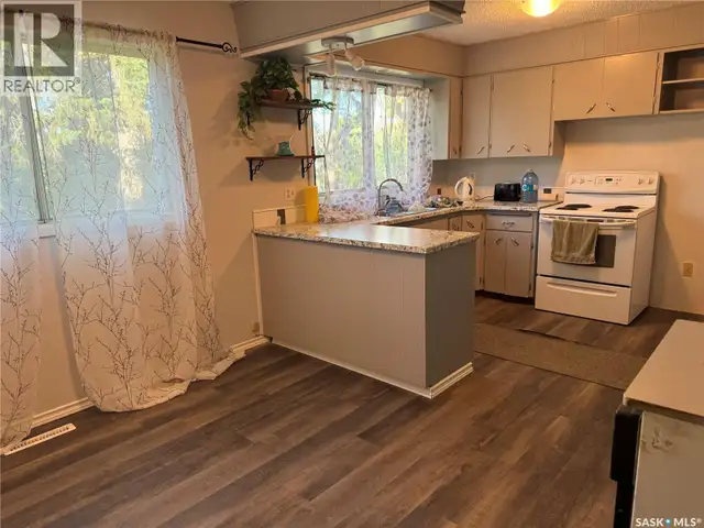 38 Kasper CRESCENT Assiniboia, Saskatchewan in Houses for Sale in Moose Jaw - Image 11