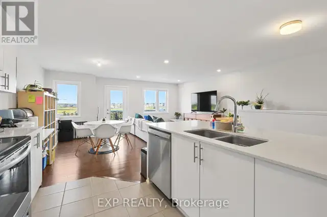 6323 PERTH STREET Ottawa, Ontario in Houses for Sale in Ottawa - Image 33