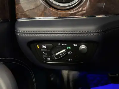 2019 Bentley Bentayga V8 AWD | NO LUX TAX | NIGHT VISION | HEADS, View more
