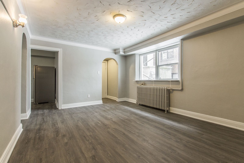 One Bedroom Apartment Margaret Ave Immediate move in! Long Term