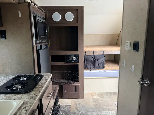 2016 Forest River R POD 176 in Travel Trailers & Campers in St. Albert - Image 19